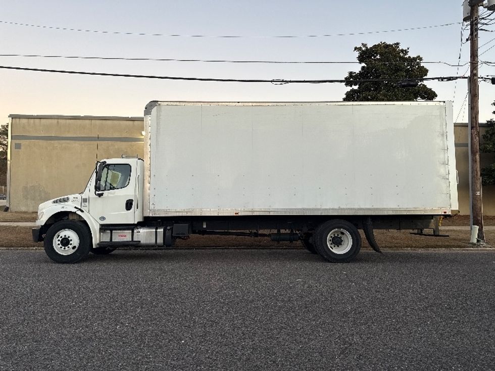 Medium Duty Box Truck-Light and Medium Duty Trucks-Freightliner-2019-M2-Homewood-AL-56,538\n\t\tmiles-$ 57,250 - Image 4