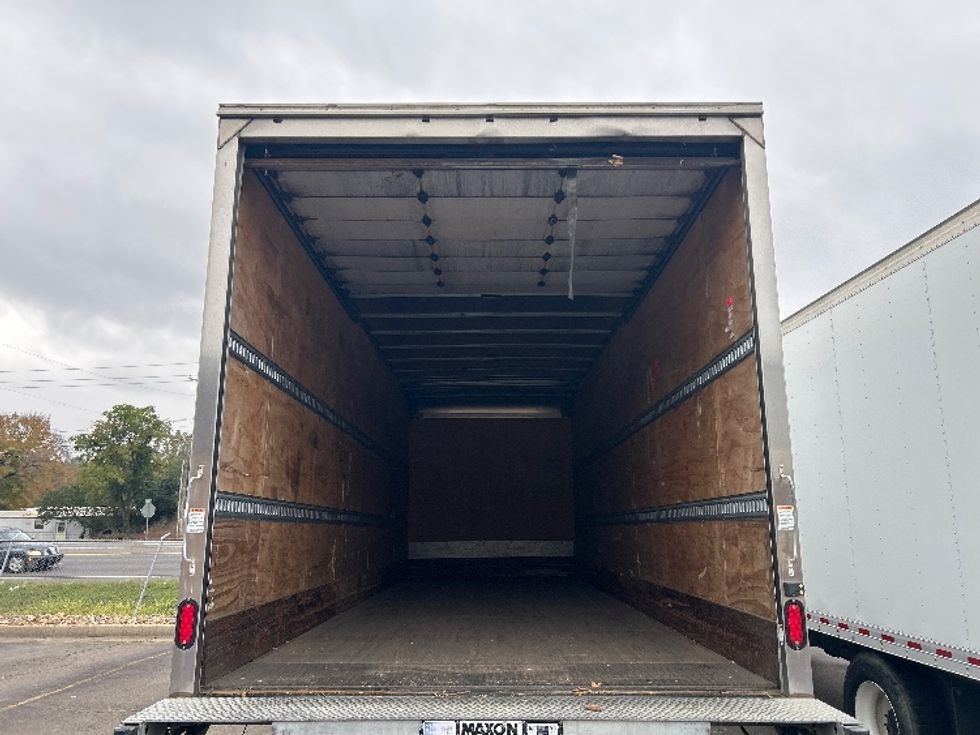 Medium Duty Box Truck-Light and Medium Duty Trucks-Freightliner-2019-M2-Hot Springs-AR-245,643\n\t\tmiles-$ 37,000 - Image 8