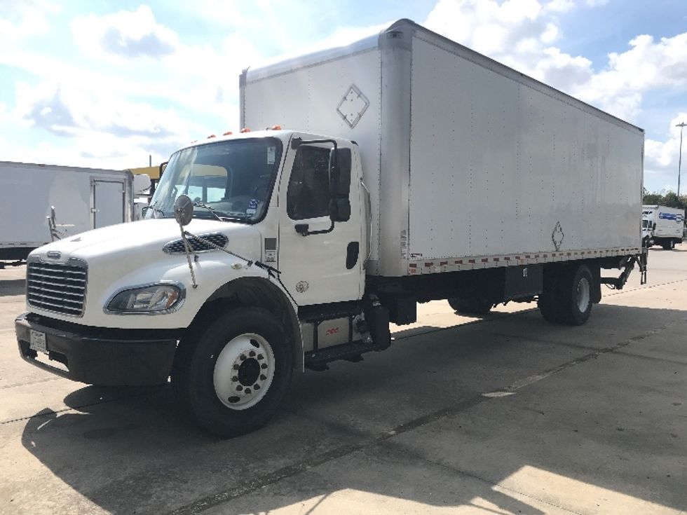 Medium Duty Box Truck-Light and Medium Duty Trucks-Freightliner-2019-M2-Houston-TX-176,315\n\t\tmiles-$ 39,750 - Image 3