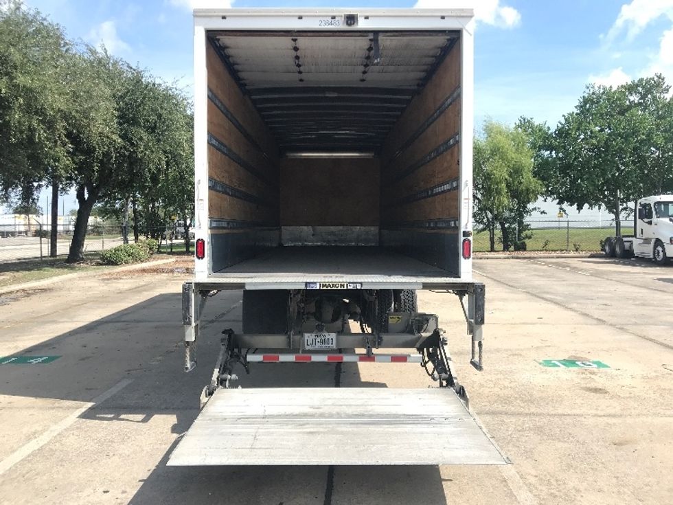 Medium Duty Box Truck-Light and Medium Duty Trucks-Freightliner-2019-M2-Houston-TX-176,315\n\t\tmiles-$ 39,750 - Image 9
