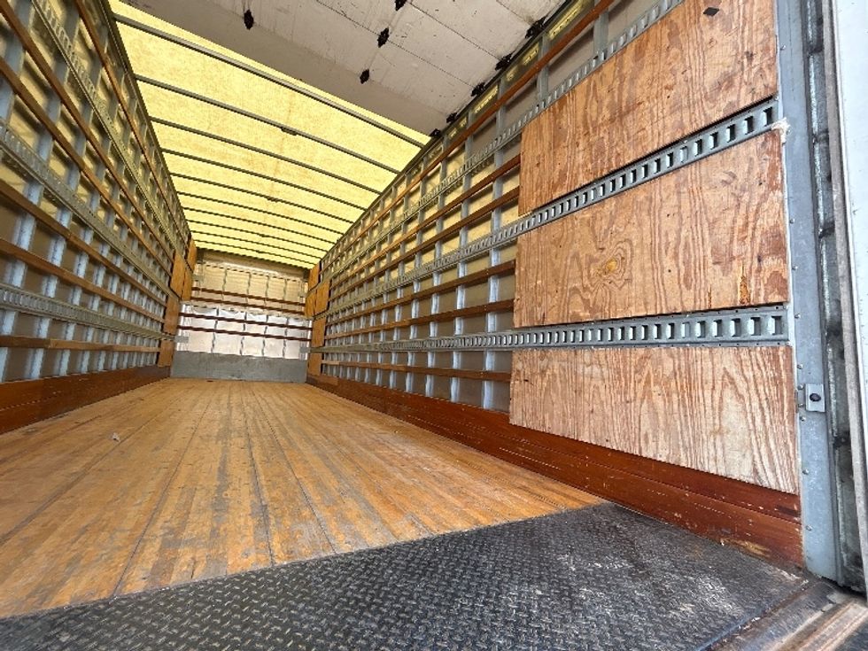 Medium Duty Box Truck-Light and Medium Duty Trucks-Freightliner-2019-M2-Houston-TX-177,728\n\t\tmiles-$ 55,250 - Image 12