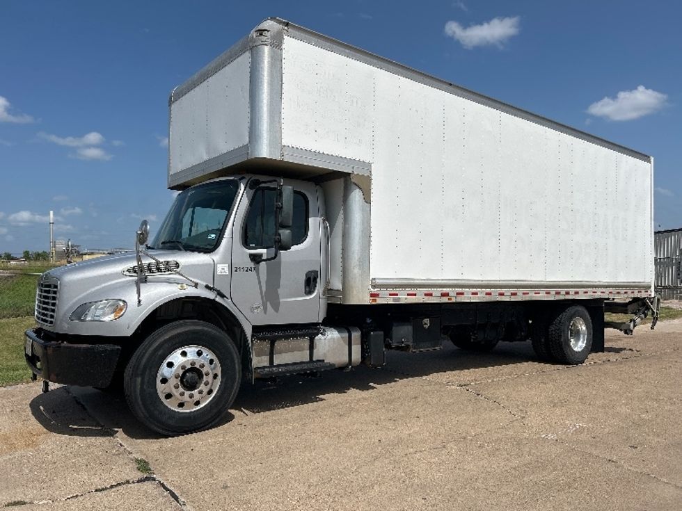 Medium Duty Box Truck-Light and Medium Duty Trucks-Freightliner-2019-M2-Houston-TX-177,728\n\t\tmiles-$ 55,250 - Image 3