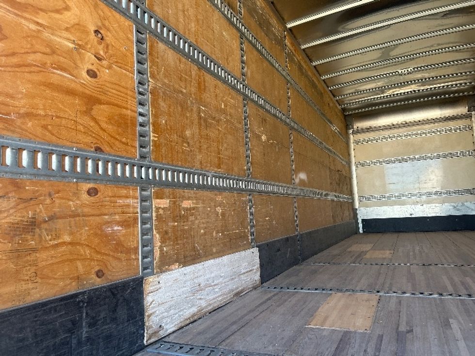 Medium Duty Box Truck-Light and Medium Duty Trucks-Freightliner-2019-M2-Houston-TX-183,605\n\t\tmiles-$ 53,750 - Image 11