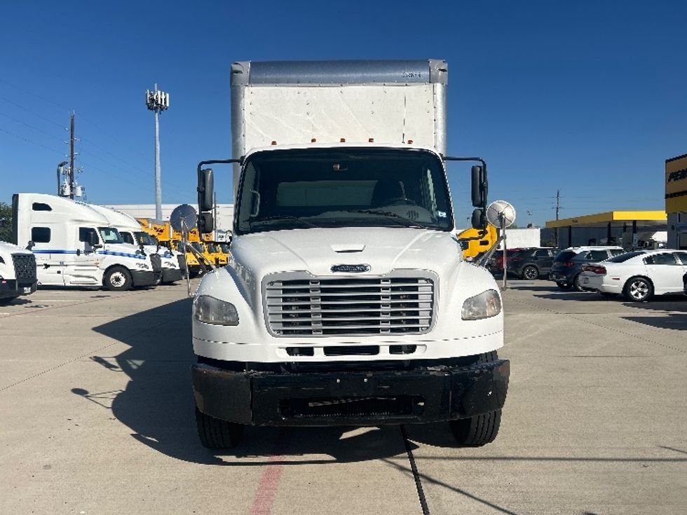 Medium Duty Box Truck-Light and Medium Duty Trucks-Freightliner-2019-M2-Houston-TX-183,605\n\t\tmiles-$ 53,750 - Image 2