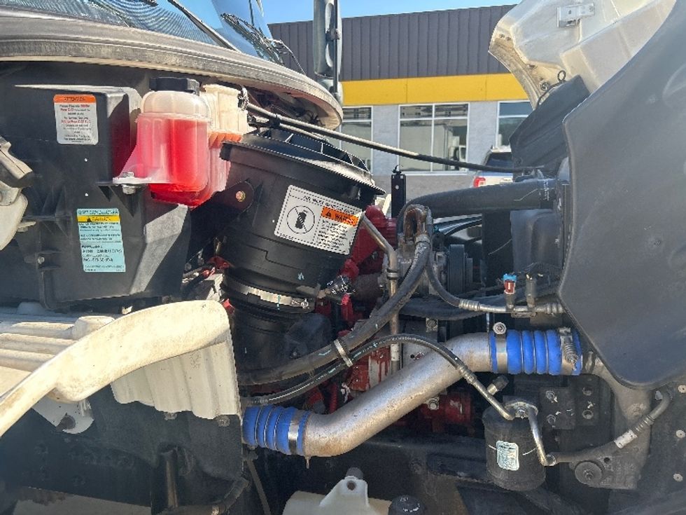 Medium Duty Box Truck-Light and Medium Duty Trucks-Freightliner-2019-M2-Houston-TX-183,605\n\t\tmiles-$ 53,750 - Image 23