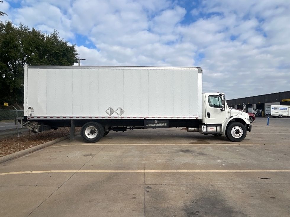 Medium Duty Box Truck-Light and Medium Duty Trucks-Freightliner-2019-M2-Houston-TX-189,391\n\t\tmiles-$ 40,000 - Image 15