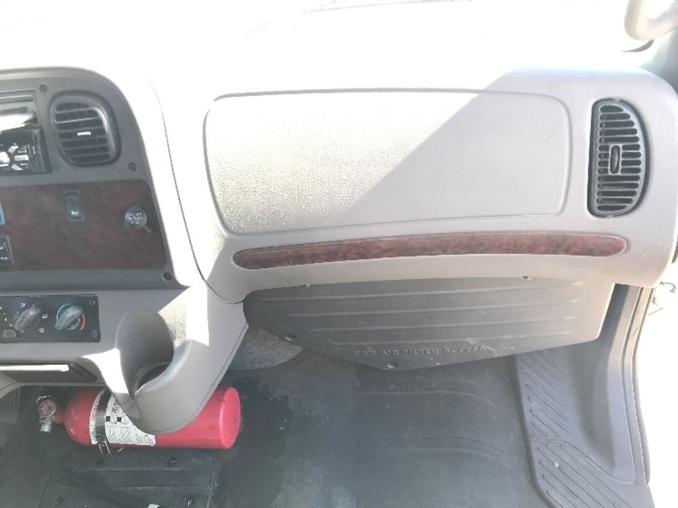 Medium Duty Box Truck-Light and Medium Duty Trucks-Freightliner-2019-M2-Houston-TX-189,391\n\t\tmiles-$ 40,000 - Image 21