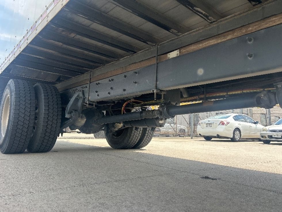 Medium Duty Box Truck-Light and Medium Duty Trucks-Freightliner-2019-M2-Houston-TX-261,664\n\t\tmiles-$ 43,500 - Image 14