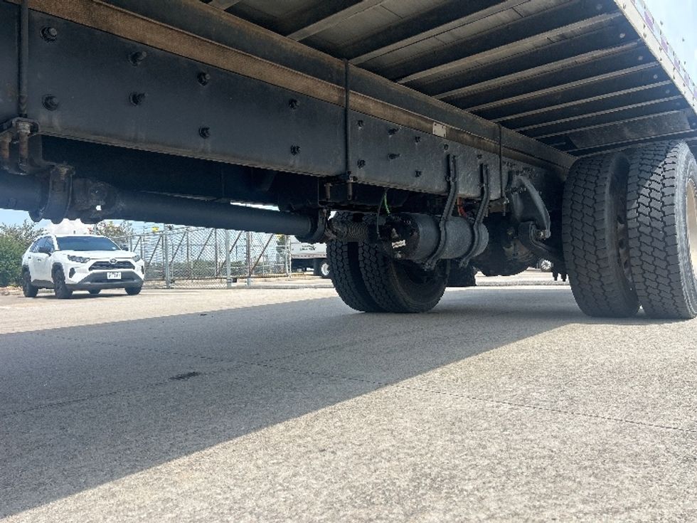 Medium Duty Box Truck-Light and Medium Duty Trucks-Freightliner-2019-M2-Houston-TX-261,664\n\t\tmiles-$ 43,500 - Image 5