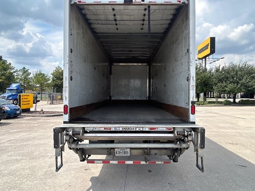 Medium Duty Box Truck-Light and Medium Duty Trucks-Freightliner-2019-M2-Houston-TX-261,664\n\t\tmiles-$ 43,500 - Image 8