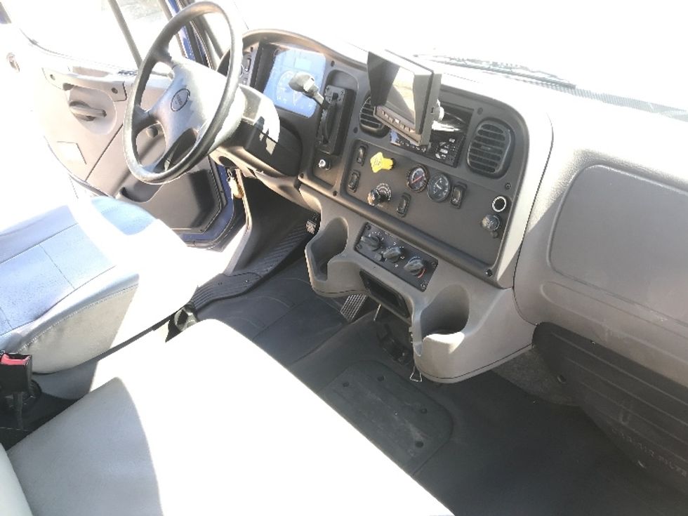 Medium Duty Box Truck-Light and Medium Duty Trucks-Freightliner-2019-M2-Houston-TX-272,589\n\t\tmiles-$ 37,750 - Image 22