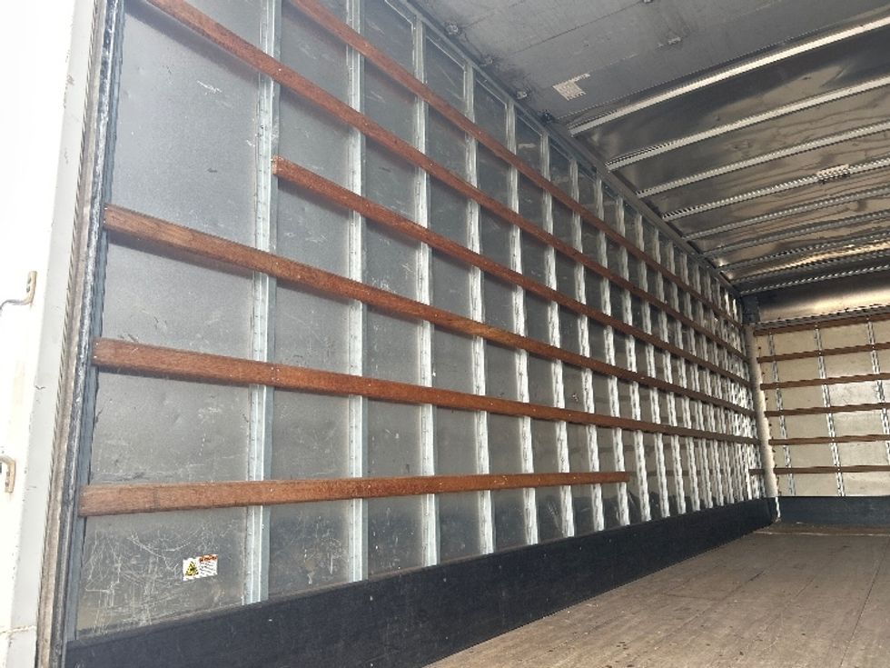 Medium Duty Box Truck-Light and Medium Duty Trucks-Freightliner-2019-M2-Houston-TX-274,131\n\t\tmiles-$ 33,250 - Image 11