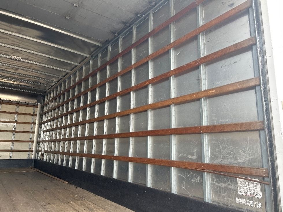 Medium Duty Box Truck-Light and Medium Duty Trucks-Freightliner-2019-M2-Houston-TX-274,131\n\t\tmiles-$ 33,250 - Image 12