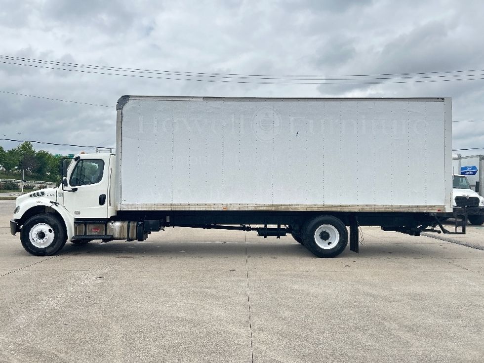 Medium Duty Box Truck-Light and Medium Duty Trucks-Freightliner-2019-M2-Houston-TX-274,131\n\t\tmiles-$ 33,250 - Image 4