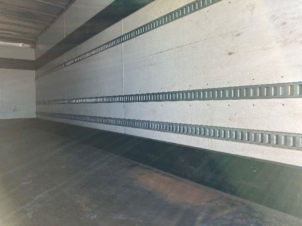 Medium Duty Box Truck-Light and Medium Duty Trucks-Freightliner-2019-M2-Hueytown-AL-140,316\n\t\tmiles-$ 53,000 - Image 12