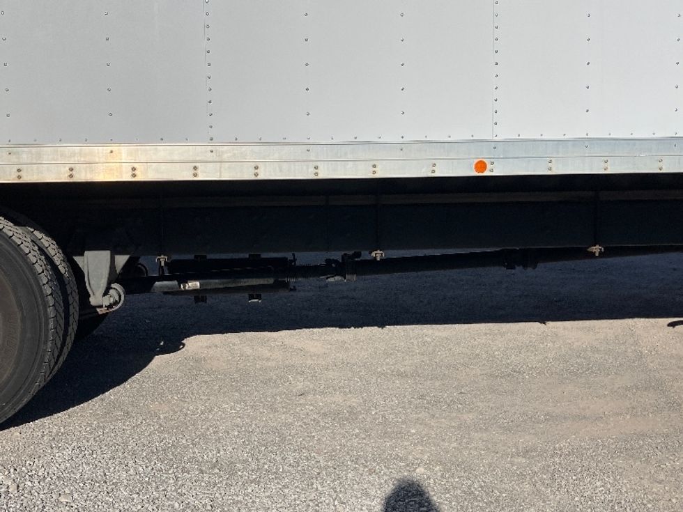 Medium Duty Box Truck-Light and Medium Duty Trucks-Freightliner-2019-M2-Hueytown-AL-140,316\n\t\tmiles-$ 53,000 - Image 14
