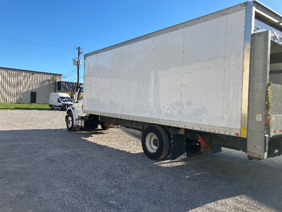 Medium Duty Box Truck-Light and Medium Duty Trucks-Freightliner-2019-M2-Hueytown-AL-140,316\n\t\tmiles-$ 53,000 - Image 6