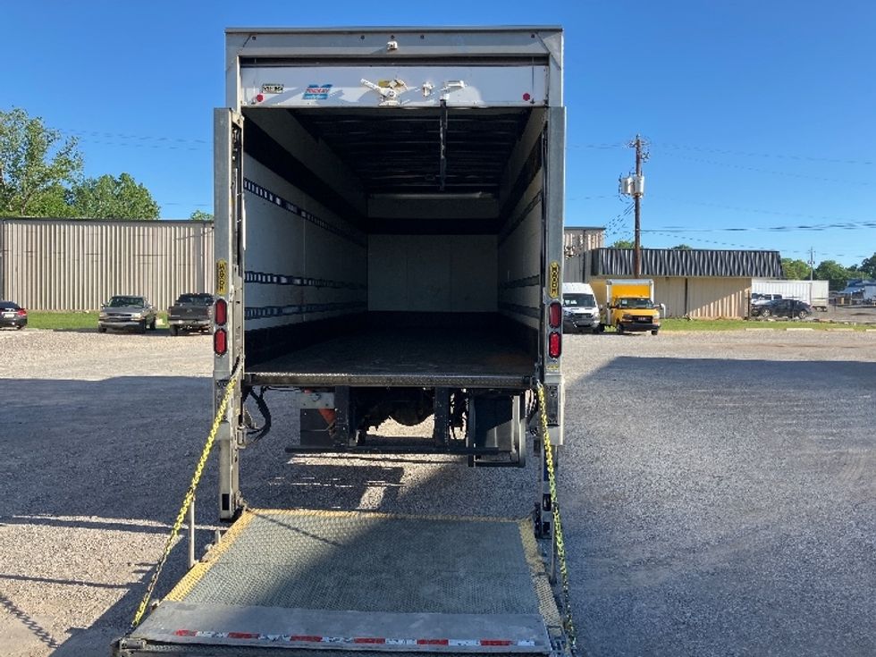 Medium Duty Box Truck-Light and Medium Duty Trucks-Freightliner-2019-M2-Hueytown-AL-140,316\n\t\tmiles-$ 53,000 - Image 8