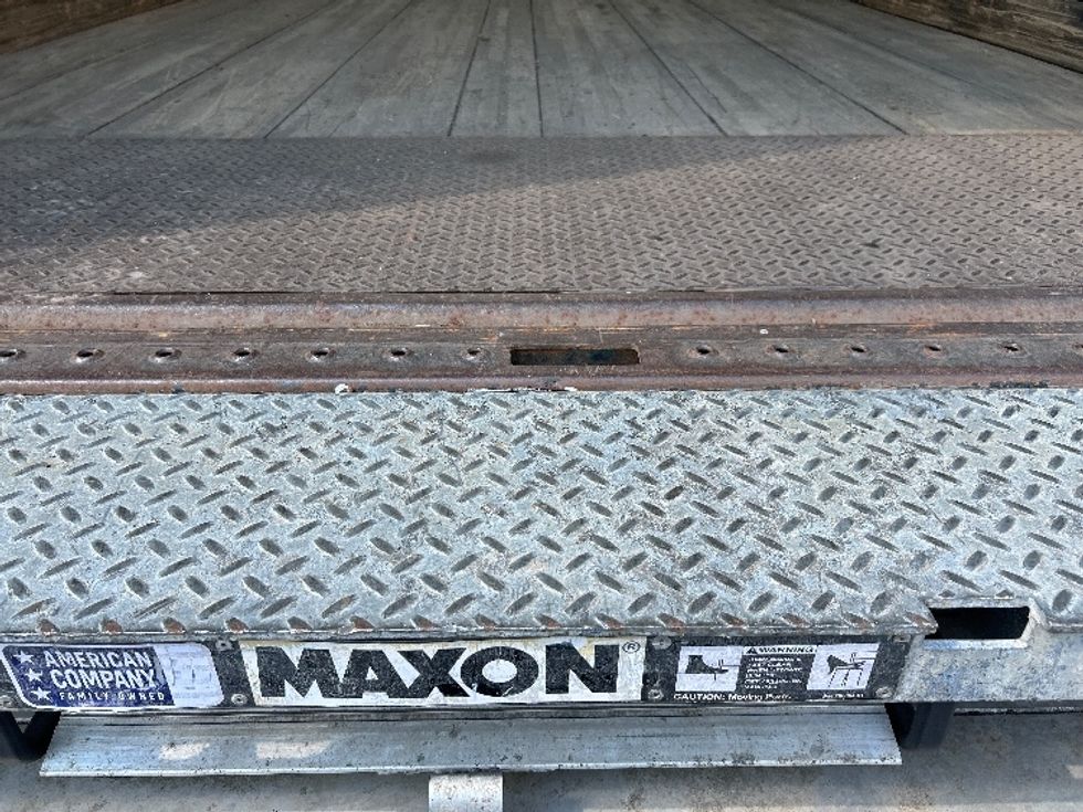 Medium Duty Box Truck-Light and Medium Duty Trucks-Freightliner-2019-M2-Hueytown-AL-146,810\n\t\tmiles-$ 61,750 - Image 10