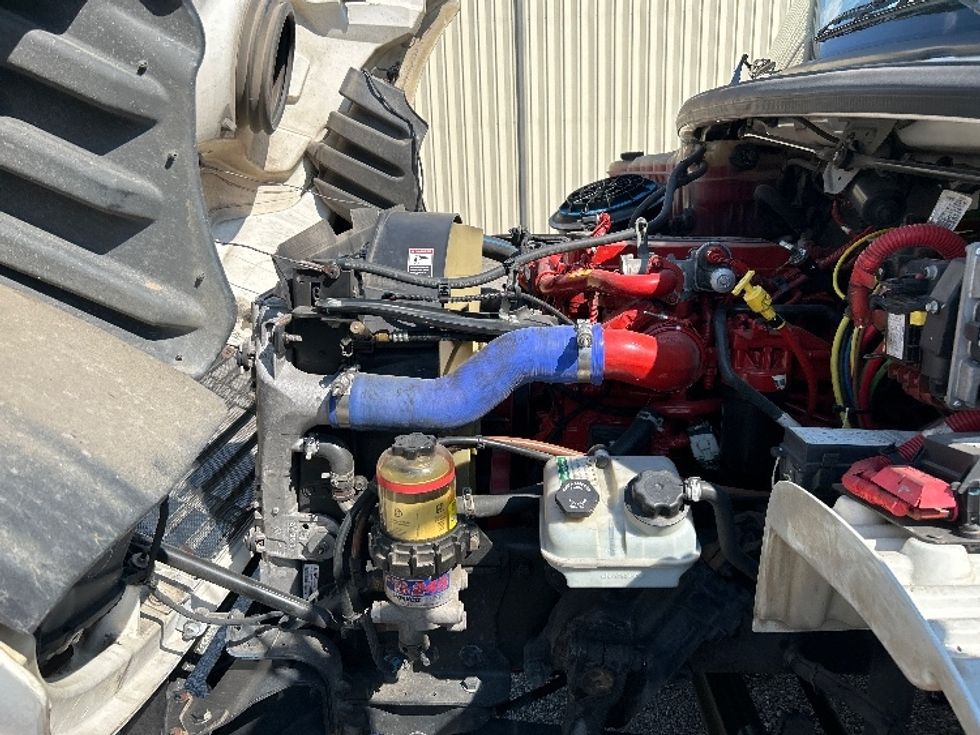 Medium Duty Box Truck-Light and Medium Duty Trucks-Freightliner-2019-M2-Hueytown-AL-146,810\n\t\tmiles-$ 61,750 - Image 24