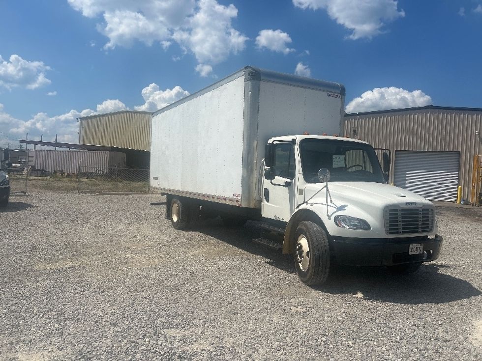 Medium Duty Box Truck-Light and Medium Duty Trucks-Freightliner-2019-M2-Hueytown-AL-184,438\n\t\tmiles-$ 47,000 - Image 1