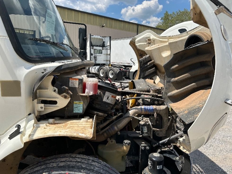 Medium Duty Box Truck-Light and Medium Duty Trucks-Freightliner-2019-M2-Hueytown-AL-184,438\n\t\tmiles-$ 47,000 - Image 22