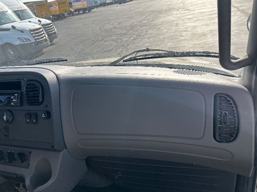 Medium Duty Box Truck-Light and Medium Duty Trucks-Freightliner-2019-M2-Indianapolis-IN-127,915\n\t\tmiles-$ 49,000 - Image 21