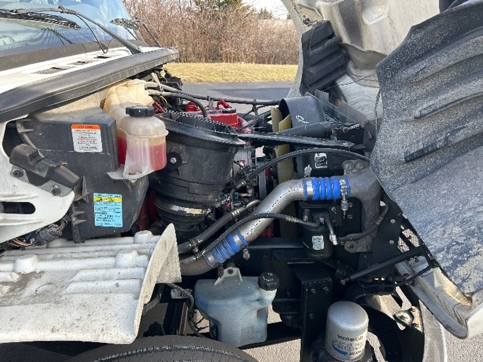 Medium Duty Box Truck-Light and Medium Duty Trucks-Freightliner-2019-M2-Indianapolis-IN-127,915\n\t\tmiles-$ 49,000 - Image 23