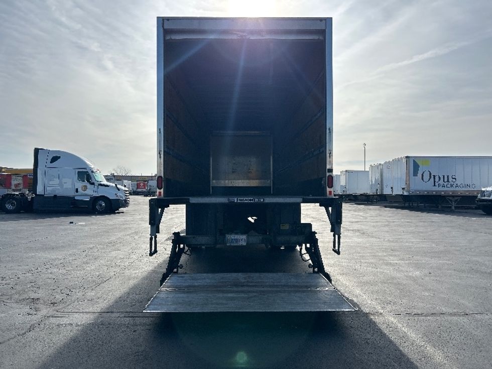 Medium Duty Box Truck-Light and Medium Duty Trucks-Freightliner-2019-M2-Indianapolis-IN-127,915\n\t\tmiles-$ 49,000 - Image 9