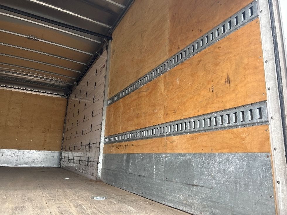 Medium Duty Box Truck-Light and Medium Duty Trucks-Freightliner-2019-M2-Indianapolis-IN-128,308\n\t\tmiles-$ 54,250 - Image 12