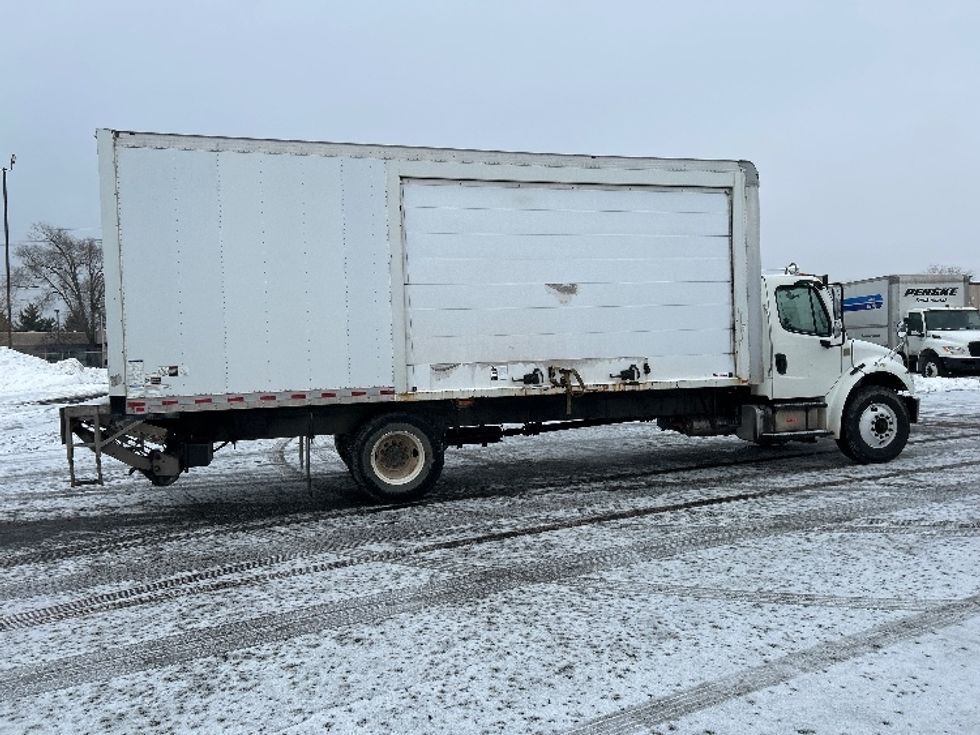 Medium Duty Box Truck-Light and Medium Duty Trucks-Freightliner-2019-M2-Indianapolis-IN-128,308\n\t\tmiles-$ 54,250 - Image 15