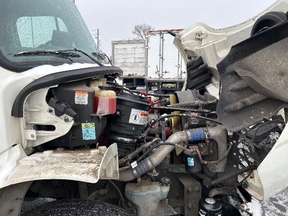 Medium Duty Box Truck-Light and Medium Duty Trucks-Freightliner-2019-M2-Indianapolis-IN-128,308\n\t\tmiles-$ 54,250 - Image 23