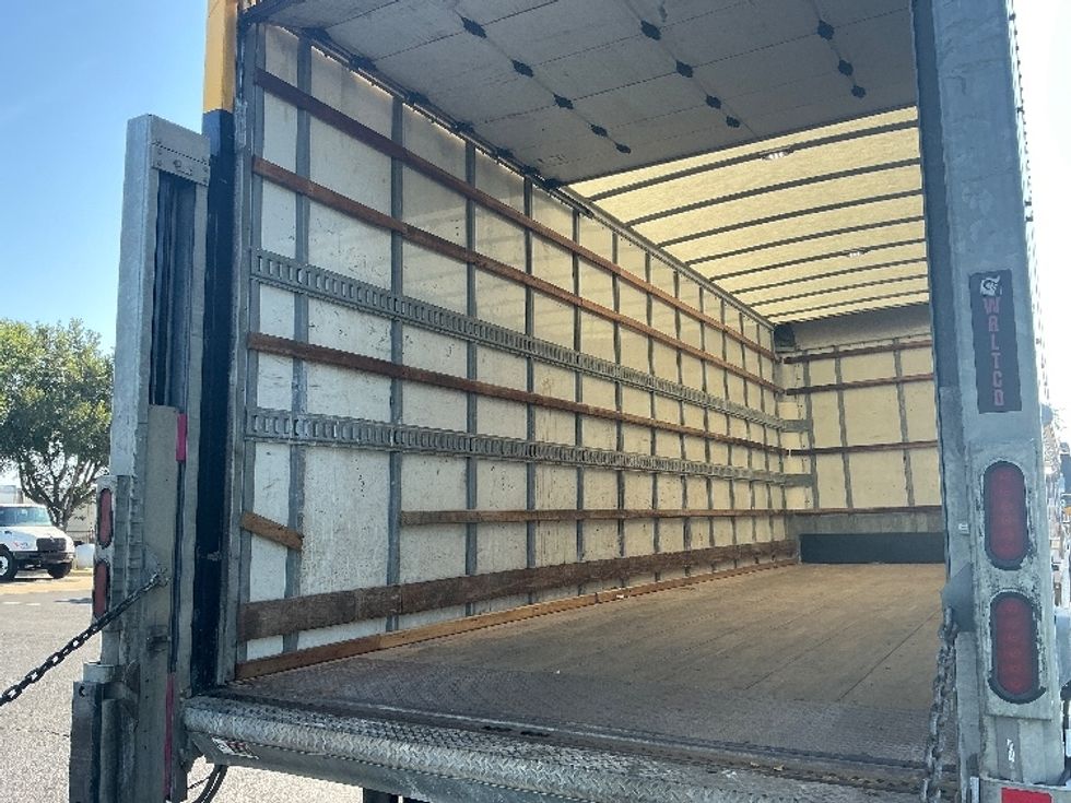 Medium Duty Box Truck-Light and Medium Duty Trucks-Freightliner-2019-M2-Jacksonville-FL-181,259\n\t\tmiles-$ 40,750 - Image 11