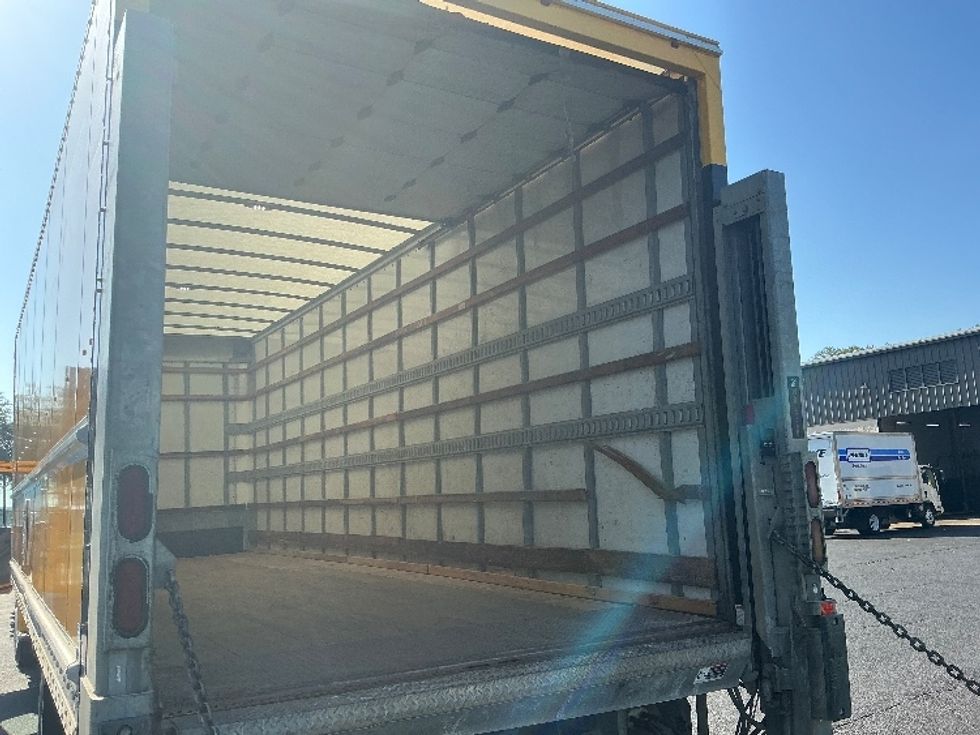 Medium Duty Box Truck-Light and Medium Duty Trucks-Freightliner-2019-M2-Jacksonville-FL-181,259\n\t\tmiles-$ 40,750 - Image 12