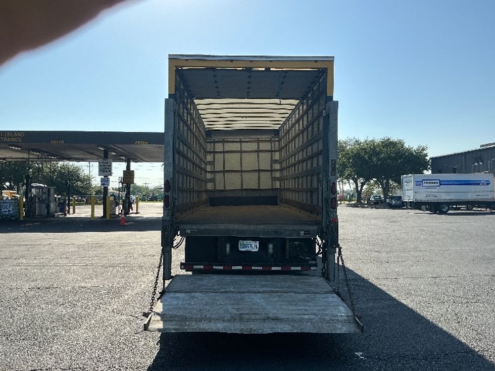 Medium Duty Box Truck-Light and Medium Duty Trucks-Freightliner-2019-M2-Jacksonville-FL-181,259\n\t\tmiles-$ 40,750 - Image 9
