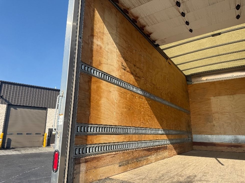 Medium Duty Box Truck-Light and Medium Duty Trucks-Freightliner-2019-M2-Jessup-MD-204,905\n\t\tmiles-$ 40,000 - Image 10