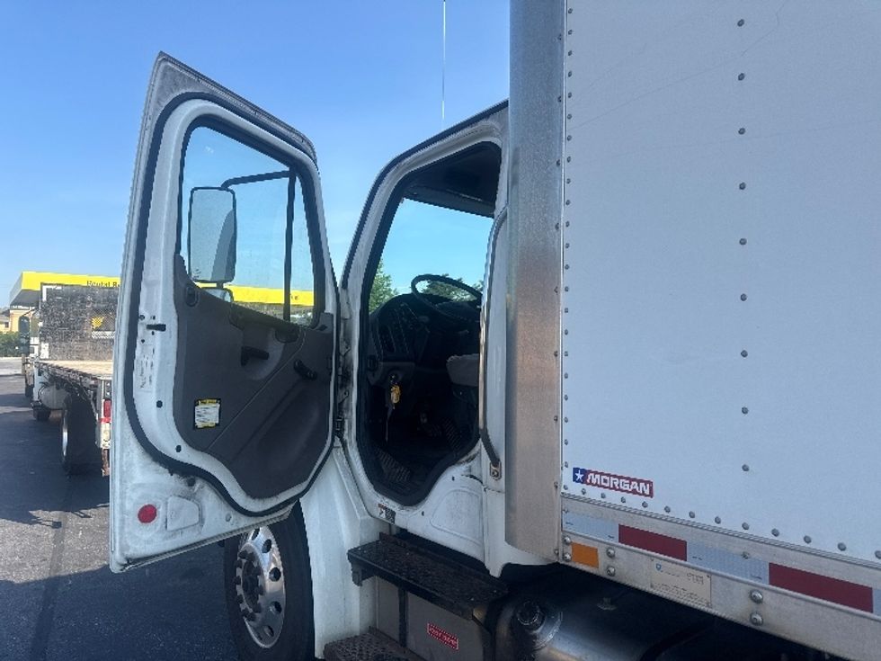 Medium Duty Box Truck-Light and Medium Duty Trucks-Freightliner-2019-M2-Jessup-MD-204,905\n\t\tmiles-$ 40,000 - Image 15