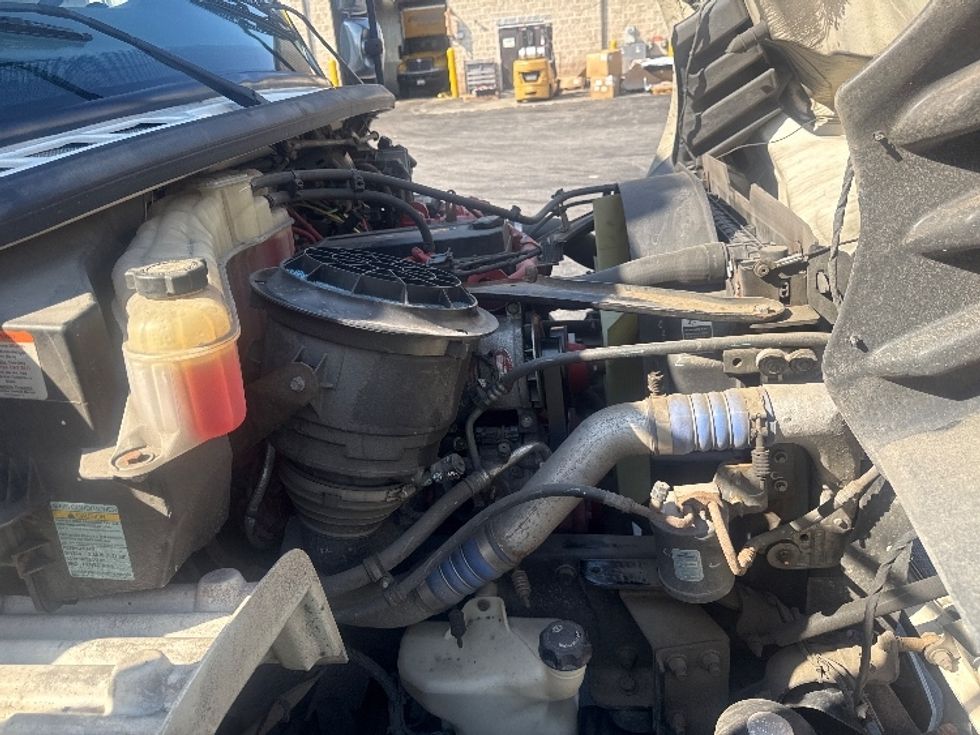 Medium Duty Box Truck-Light and Medium Duty Trucks-Freightliner-2019-M2-Jessup-MD-204,905\n\t\tmiles-$ 40,000 - Image 21