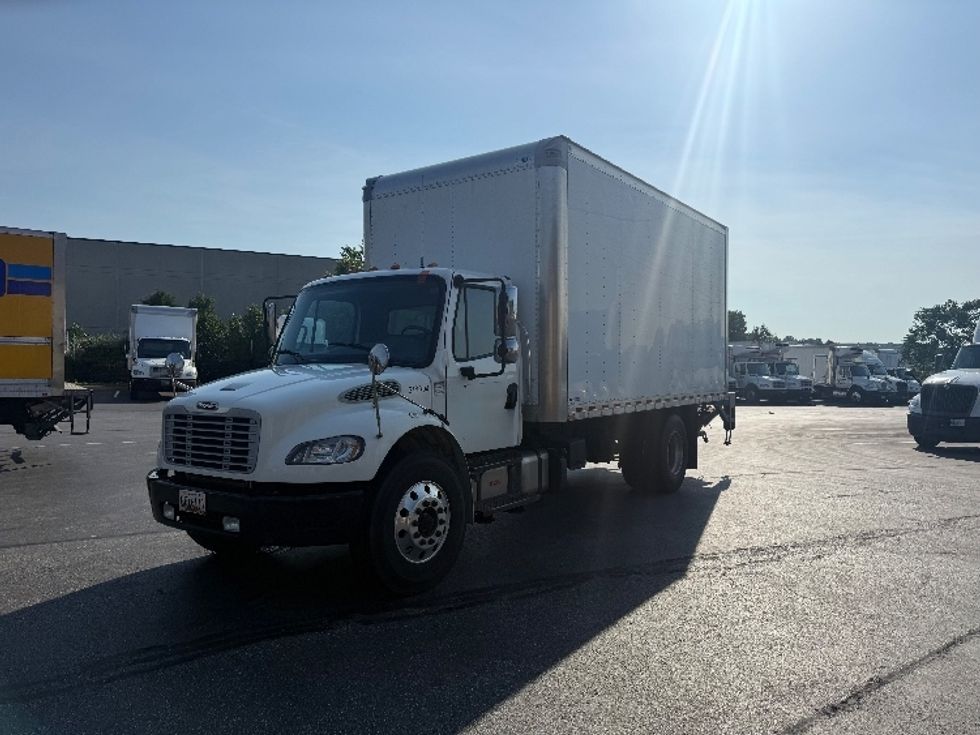 Medium Duty Box Truck-Light and Medium Duty Trucks-Freightliner-2019-M2-Jessup-MD-204,905\n\t\tmiles-$ 40,000 - Image 3