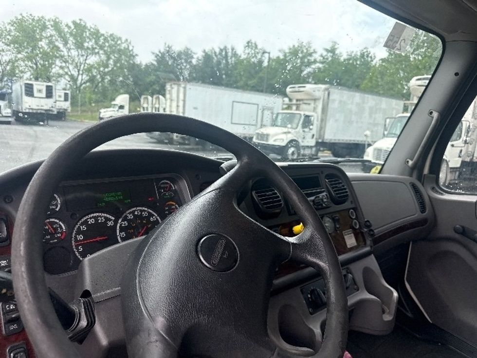 Medium Duty Box Truck-Light and Medium Duty Trucks-Freightliner-2019-M2-Jessup-MD-258,351\n\t\tmiles-$ 44,750 - Image 15
