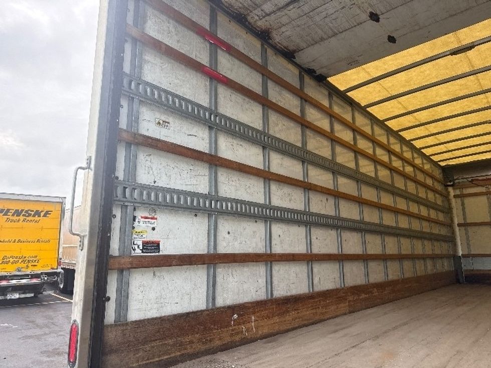 Medium Duty Box Truck-Light and Medium Duty Trucks-Freightliner-2019-M2-Jessup-MD-258,351\n\t\tmiles-$ 44,750 - Image 9