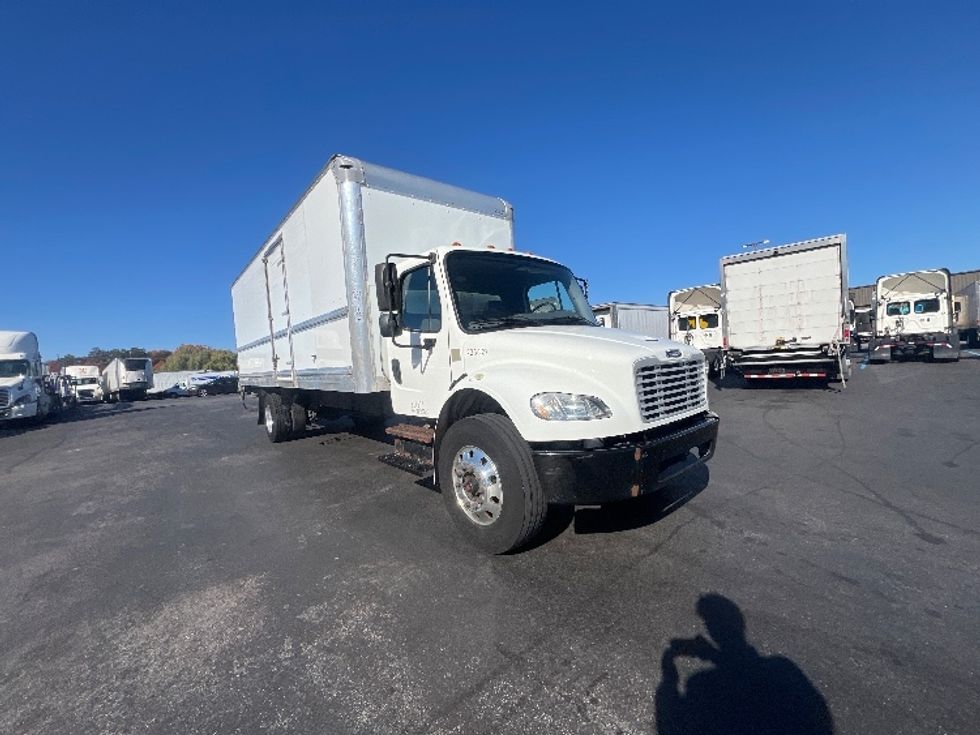 Medium Duty Box Truck-Light and Medium Duty Trucks-Freightliner-2019-M2-Jessup-MD-279,036\n\t\tmiles-$ 35,250 - Image 1