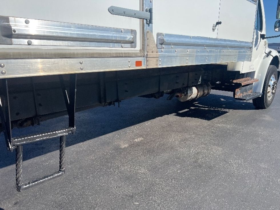 Medium Duty Box Truck-Light and Medium Duty Trucks-Freightliner-2019-M2-Jessup-MD-279,036\n\t\tmiles-$ 35,250 - Image 14