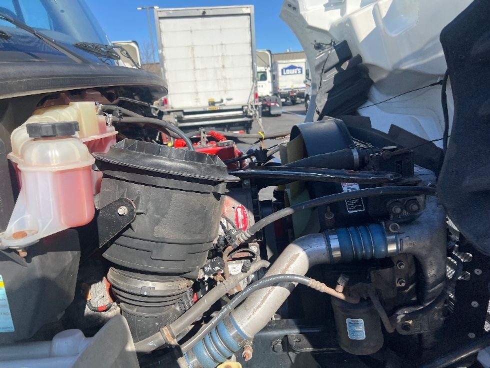 Medium Duty Box Truck-Light and Medium Duty Trucks-Freightliner-2019-M2-Jessup-MD-279,036\n\t\tmiles-$ 35,250 - Image 23