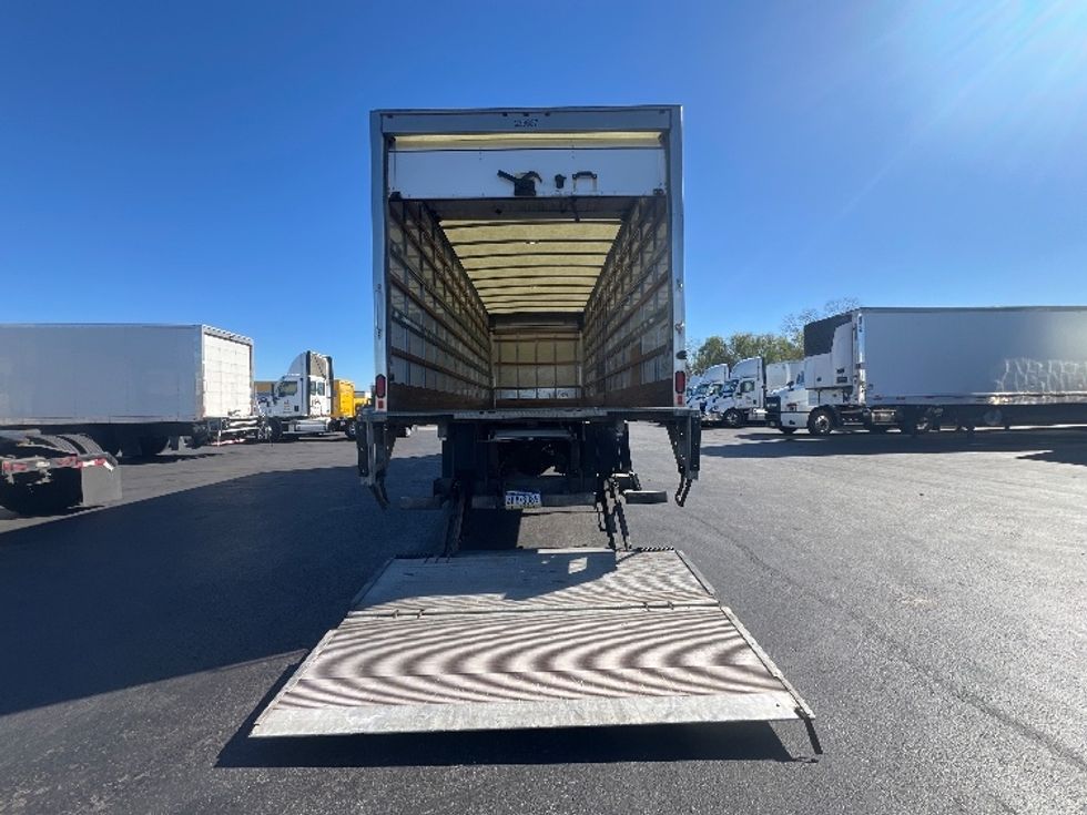 Medium Duty Box Truck-Light and Medium Duty Trucks-Freightliner-2019-M2-Jessup-MD-279,036\n\t\tmiles-$ 35,250 - Image 9