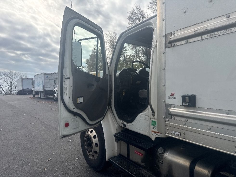 Medium Duty Box Truck-Light and Medium Duty Trucks-Freightliner-2019-M2-Jessup-MD-466,025\n\t\tmiles-$ 10,000 - Image 15