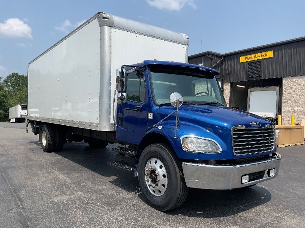 Medium Duty Box Truck-Light and Medium Duty Trucks-Freightliner-2019-M2-Jessup-PA-186,122\n\t\tmiles-$ 45,500 - Image 1