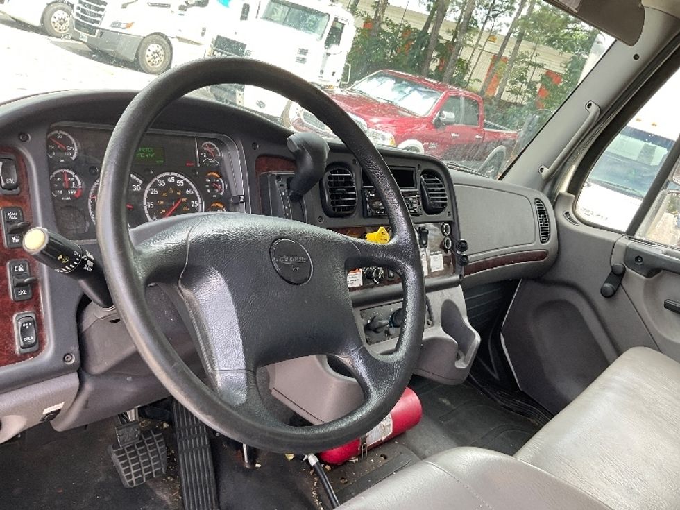 Medium Duty Box Truck-Light and Medium Duty Trucks-Freightliner-2019-M2-Jonesboro-GA-213,611\n\t\tmiles-$ 49,500 - Image 17