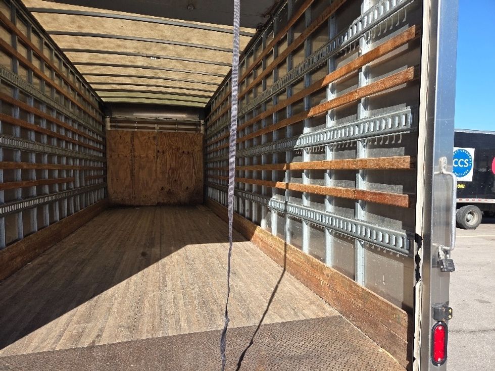 Medium Duty Box Truck-Light and Medium Duty Trucks-Freightliner-2019-M2-Kansas City-MO-162,249\n\t\tmiles-$ 48,500 - Image 12