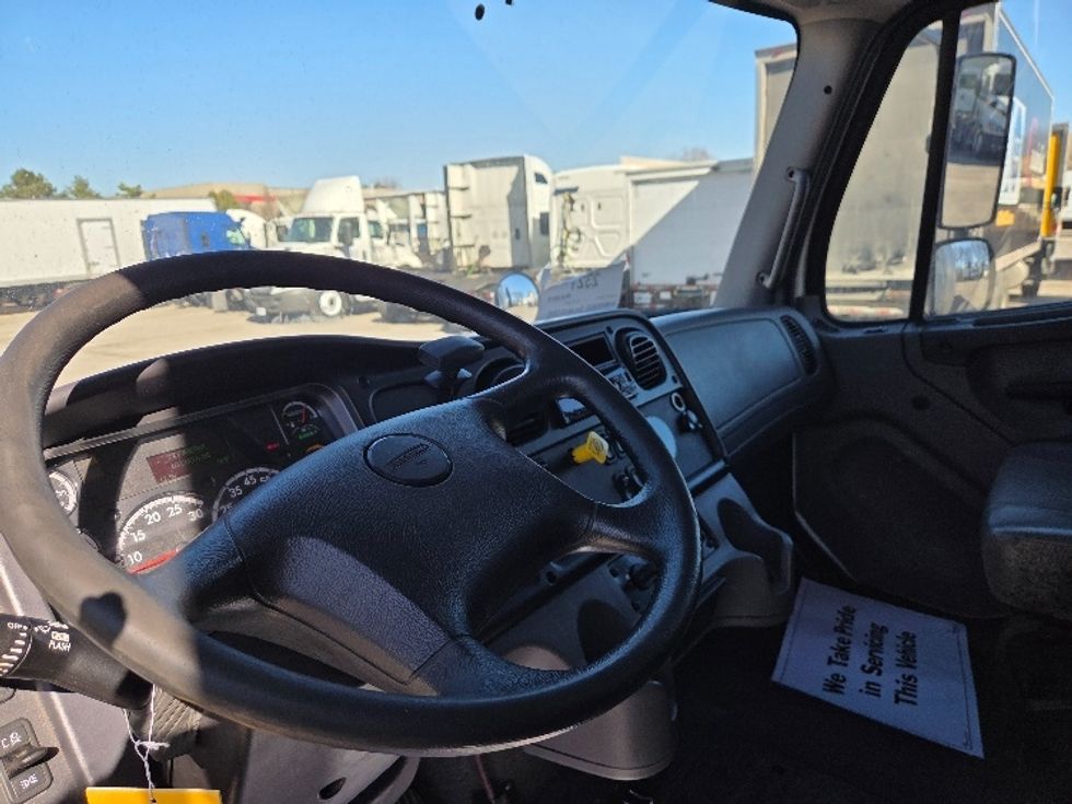 Medium Duty Box Truck-Light and Medium Duty Trucks-Freightliner-2019-M2-Kansas City-MO-162,249\n\t\tmiles-$ 48,500 - Image 17